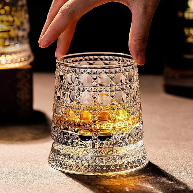 360° Rotating Whiskey Glass