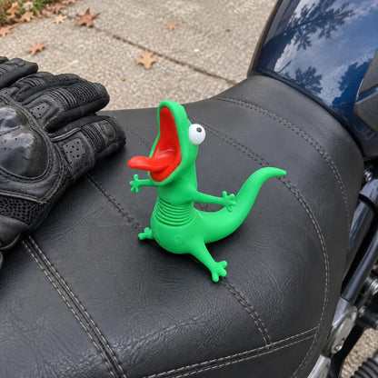 🦎🏍Wobbly Riding Buddy – Car & Motorcycle Decor