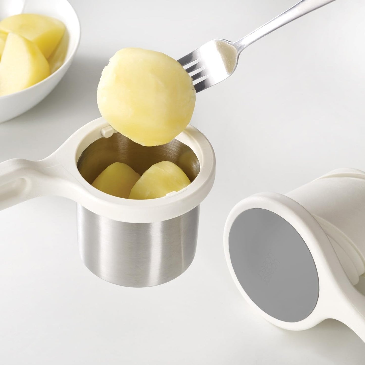 💖Hot 30% OFF🌹🥔 Potato Ricer Masher – Twist-Action Stainless Steel Vegetable Puree Tool